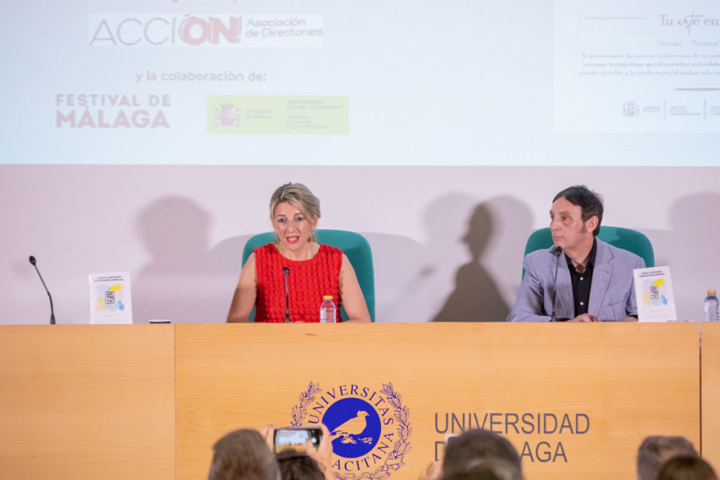 La ministra de Trabajo y Economía Social, Yolanda Díaz, presenta en el Festival de Málaga la guía ‘Nuevo contrato. Prestación especial. Tu arte en valor’ , con mejoras derivadas del Estatuto del Artista